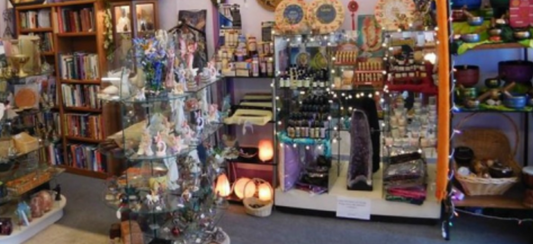 Karmic Konnection on Union previous store interior