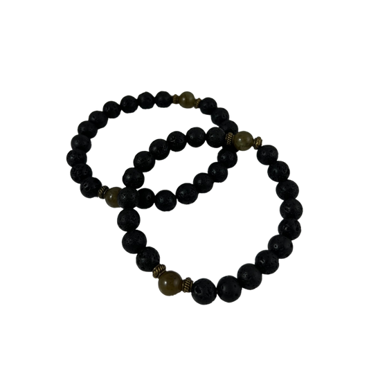 8mm bracelet with lava beads and 2 labradorite beads