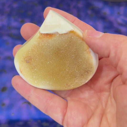 Agate Druzy Flame 2.5"
